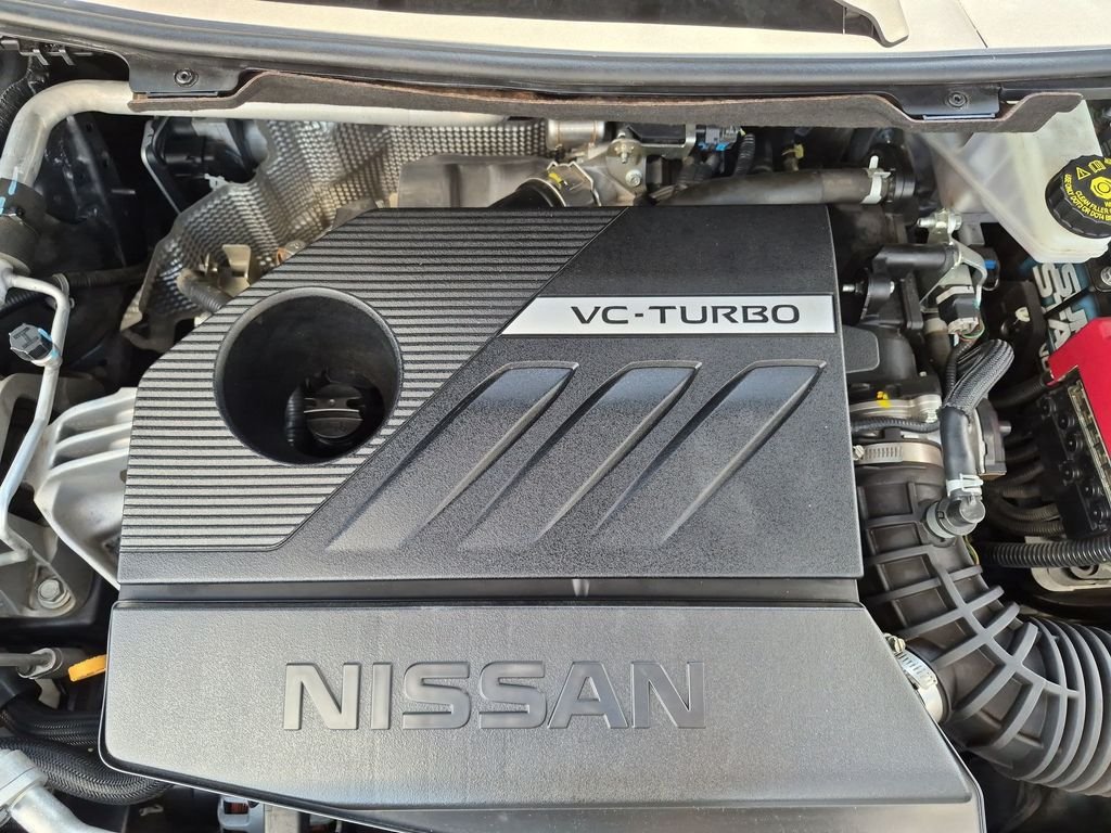 Used 2022 Gray Nissan SV image 13