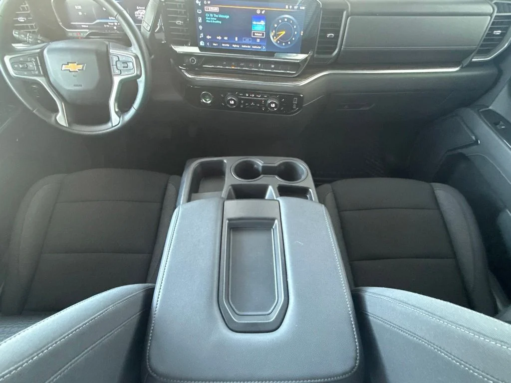 Used 2024 Gray Chevrolet LT image 24
