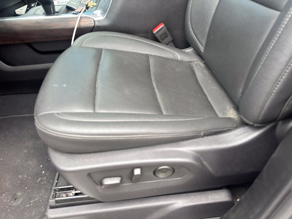 Used 2024 Blue GMC SLT image 12