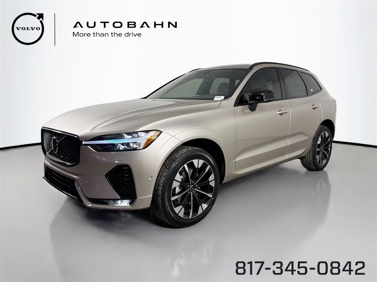 2026 Volvo XC60 B5 Plus Dark AWD's photo