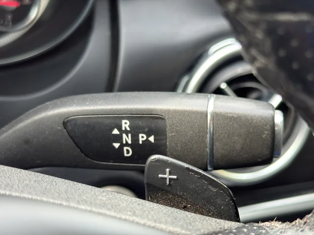 Used 2019 White Mercedes-Benz GLA 250 image 25
