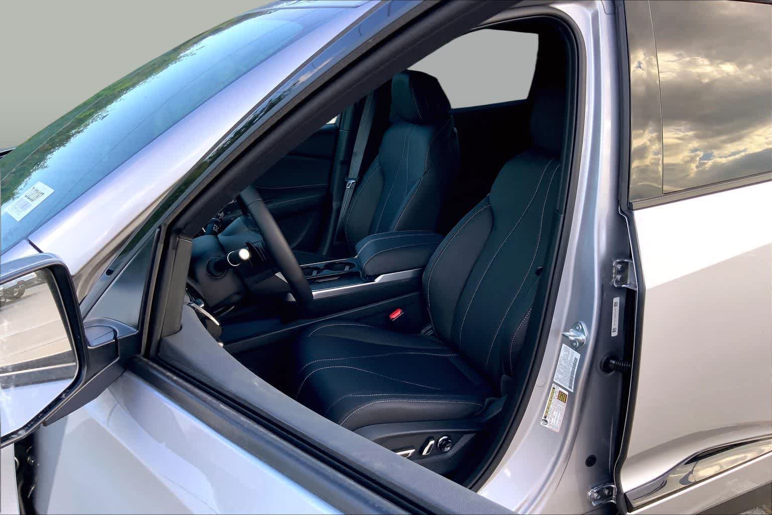 New 2026 Solar Silver Metallic Acura  image 9