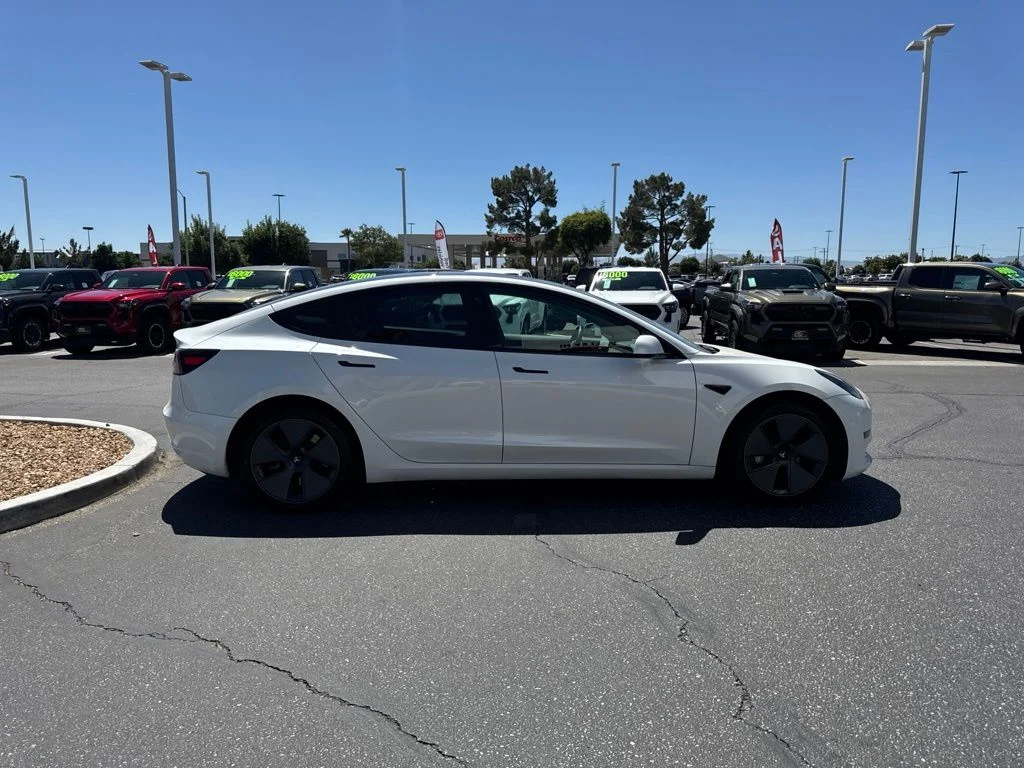 Used 2023 White Tesla Base image 5