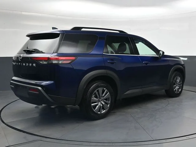Used 2025 Blue Nissan SV image 9
