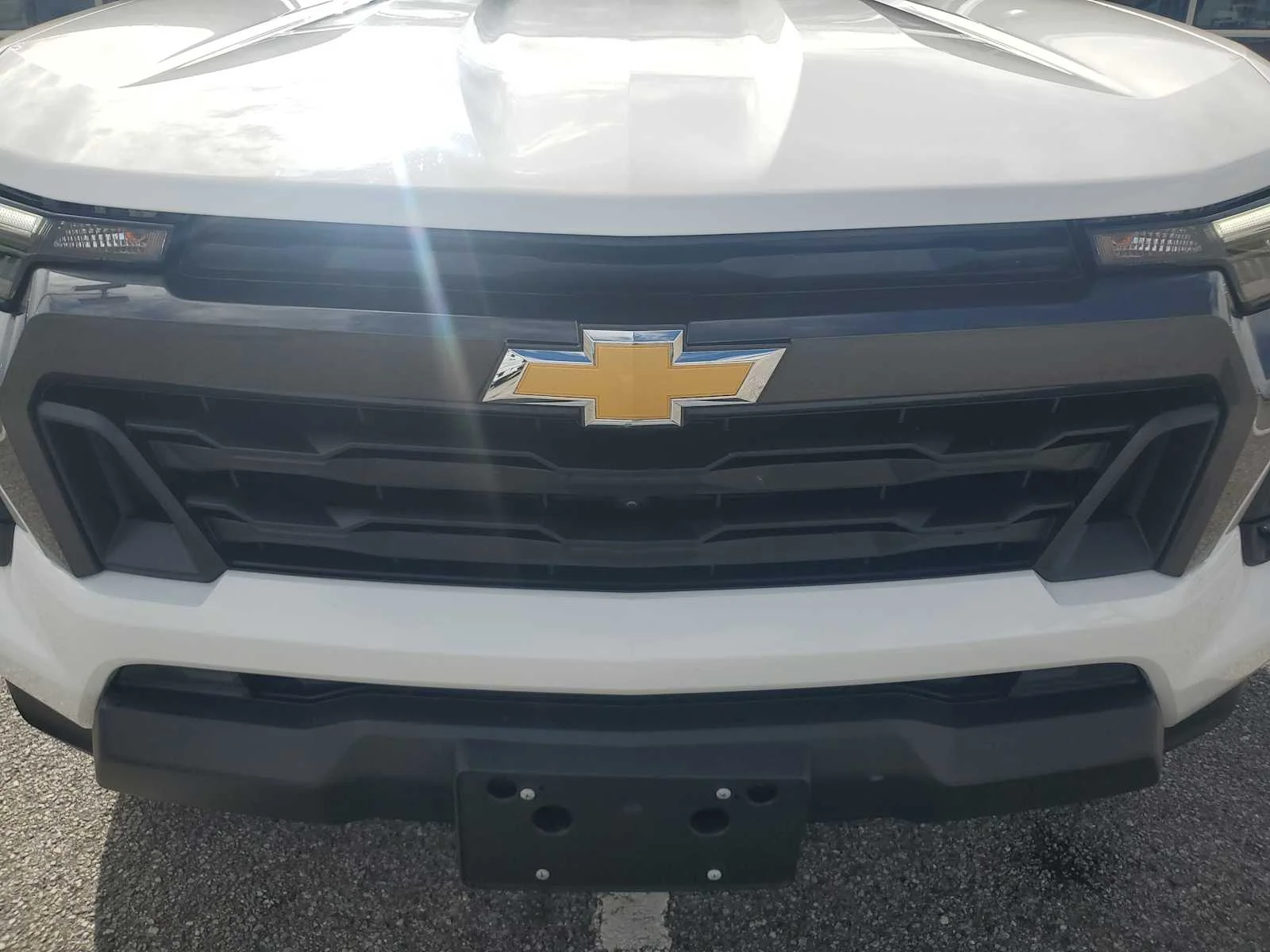 Used 2024 Summit White Chevrolet LT image 12
