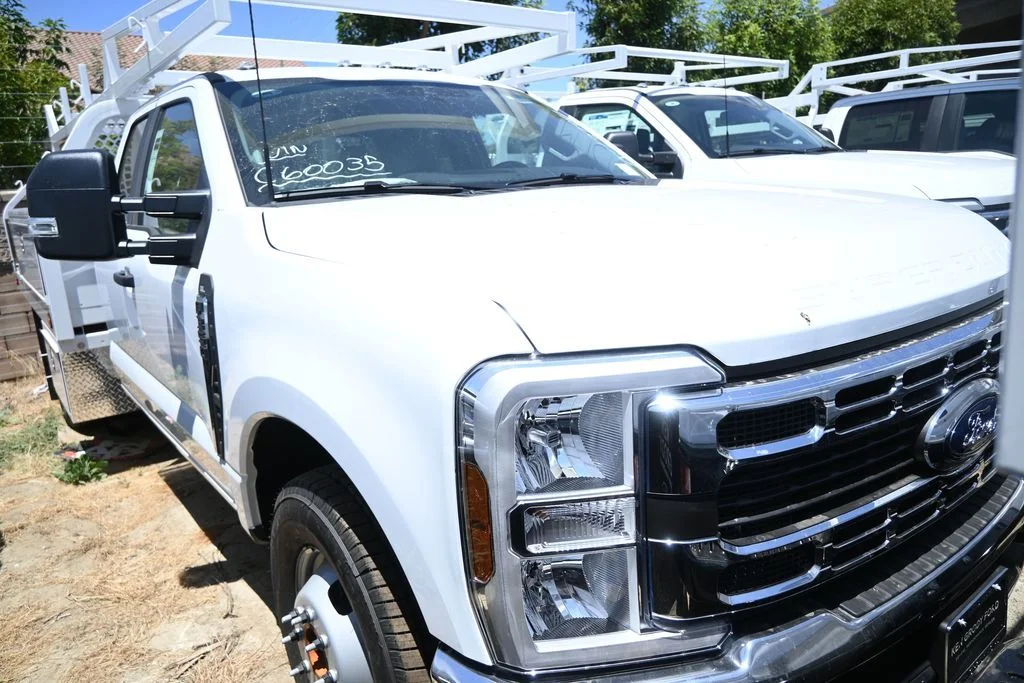 New 2026 Oxford White Ford XL image 1