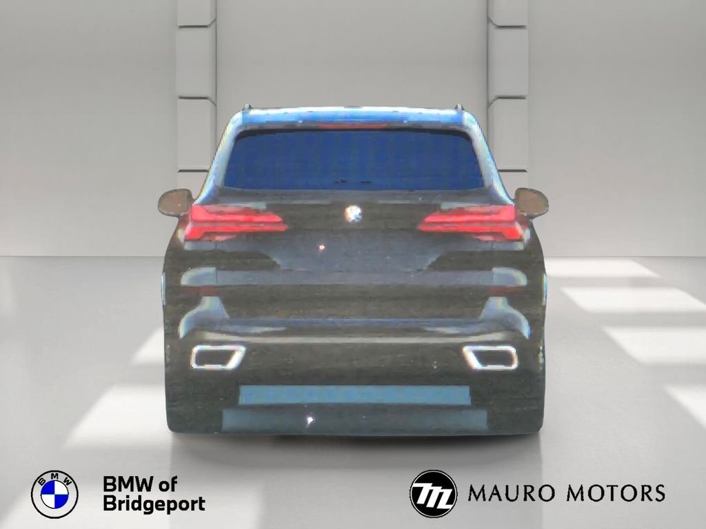 Used 2025 Black BMW xDrive40i image 32