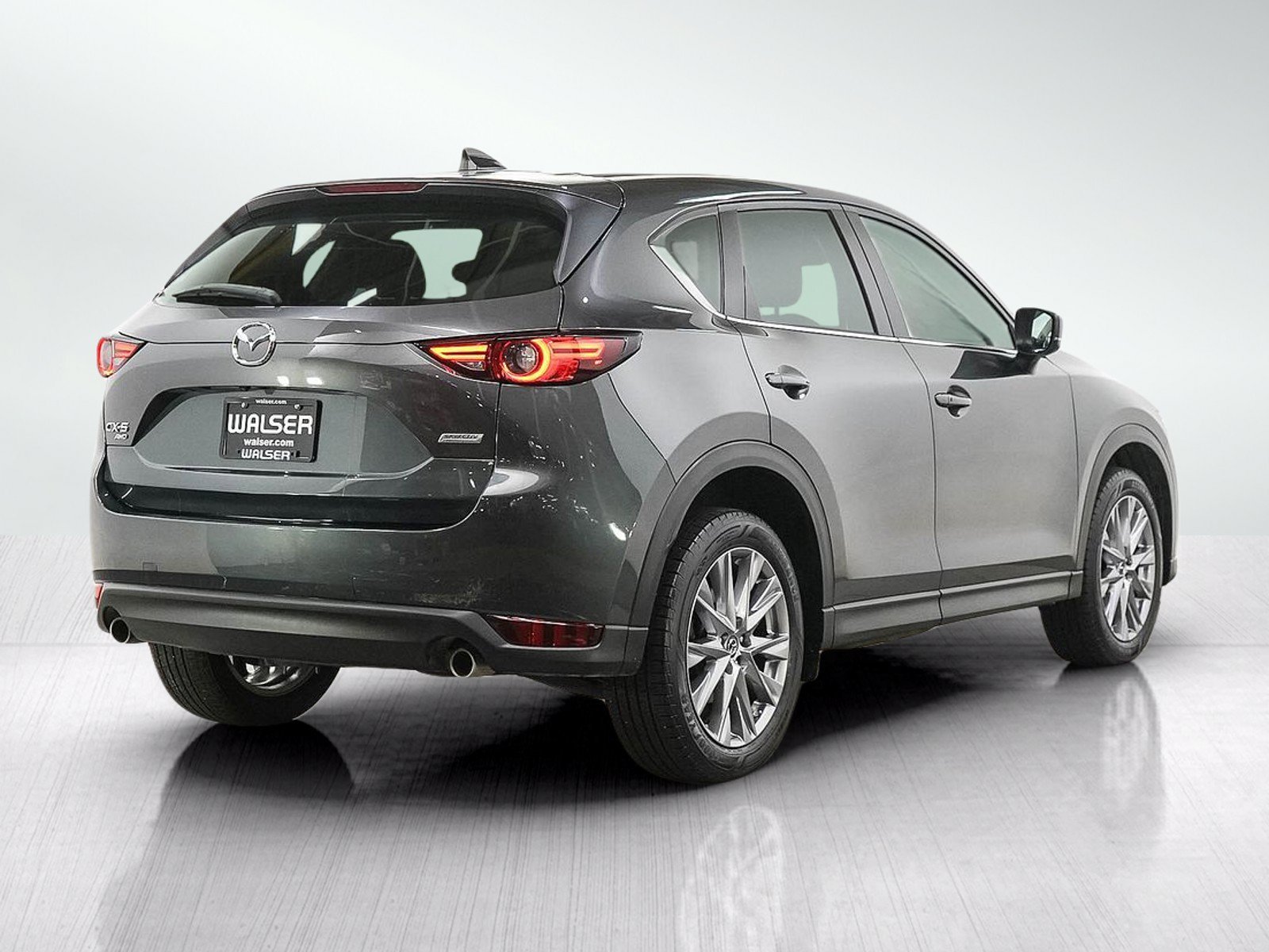 Used 2019 Machine Gray Metallic Mazda Grand Touring image 5