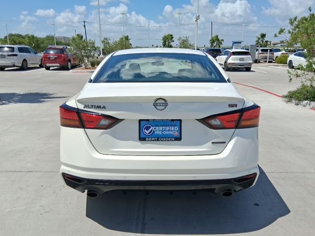 Certified Used 2024 White Nissan 2.0 SR image 5