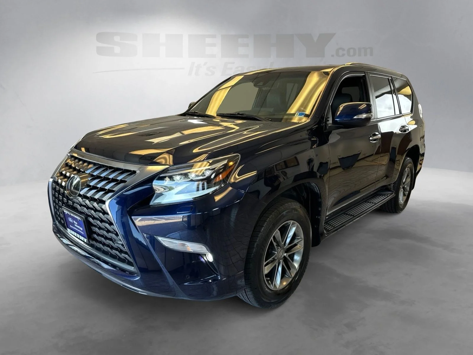 Used 2022  Lexus 460 image 16