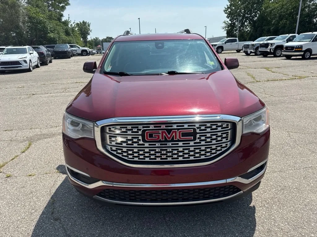 Used 2017 CRIMSON RED TINTCOAT GMC Denali image 3