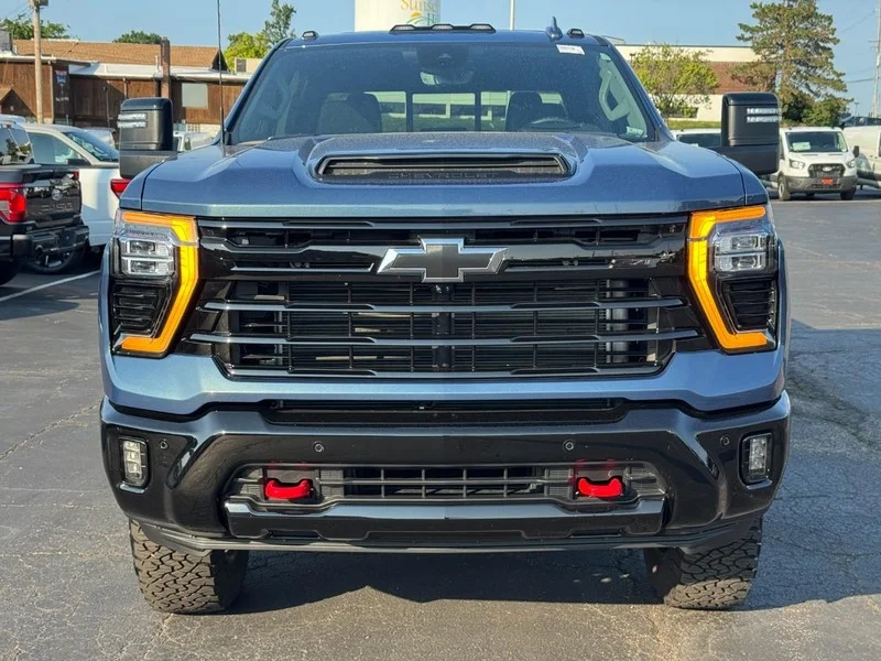 Used 2025 Lakeshore Blue Metallic Chevrolet LTZ image 12