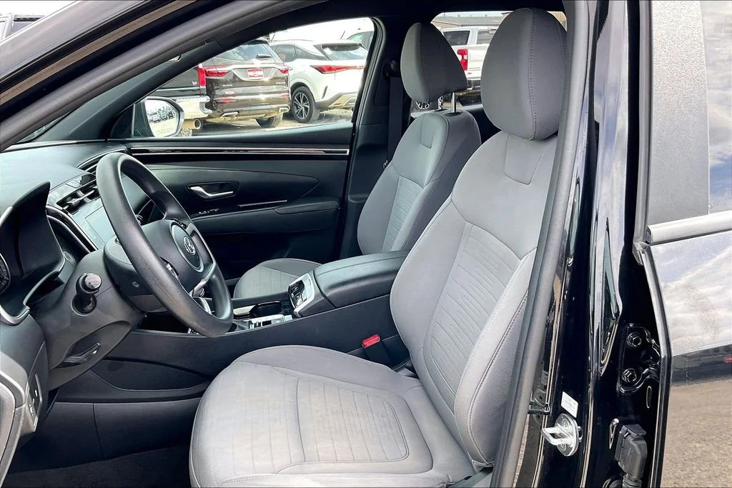 Used 2022 Black Hyundai SEL image 18