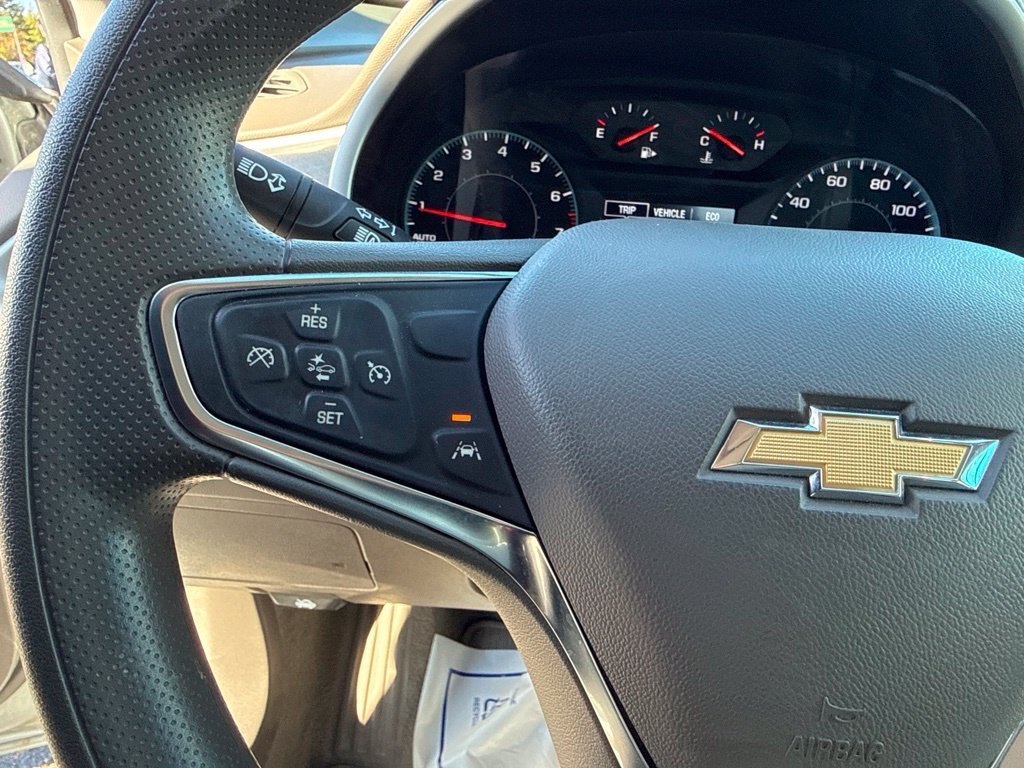 Used 2024 Sterling Gray Metallic Chevrolet 1LT image 25