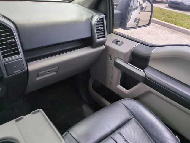 Used 2020 White Ford XLT image 16