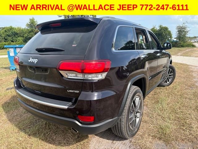 Used 2020  Jeep Limited image 4