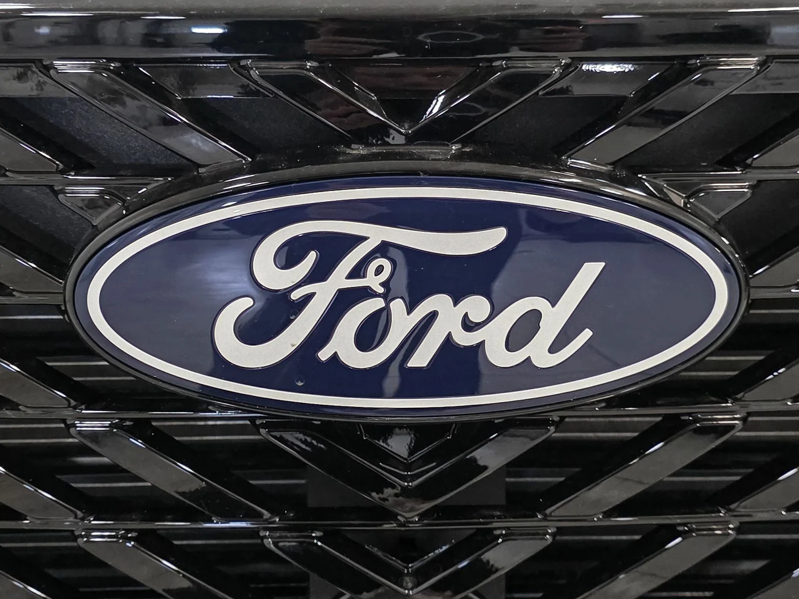 New 2026 White Ford XLT image 13