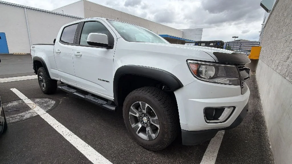 2015 Chevrolet Colorado Z71 4WD Crew Cab Short Box's photo