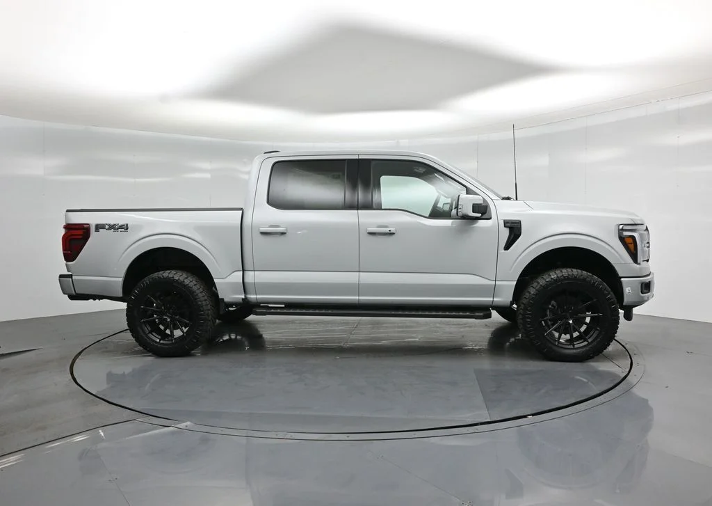 New 2026 Avalanche Ford Lariat image 26