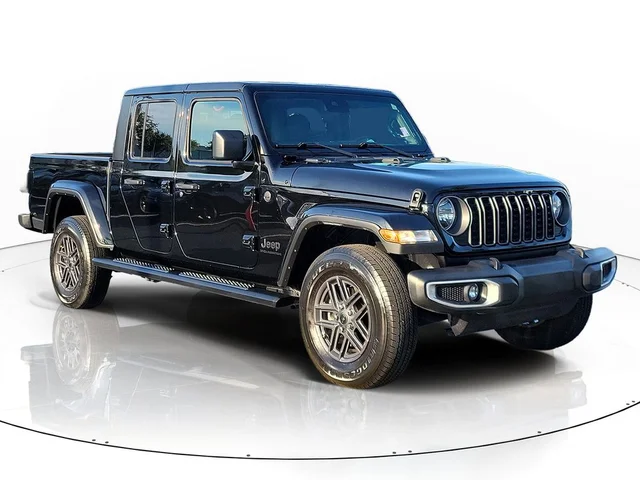 2024 Jeep Gladiator Sport S