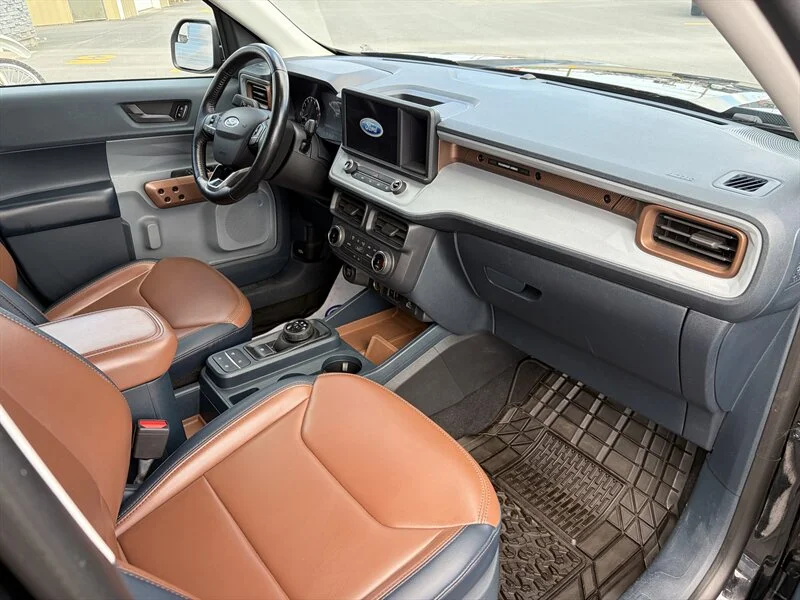 Used 2022 Black Ford Lariat image 8