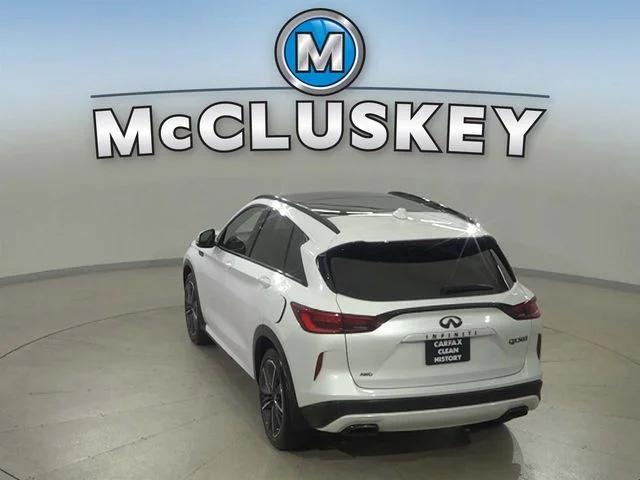 Used 2023 White INFINITI SPORT image 14