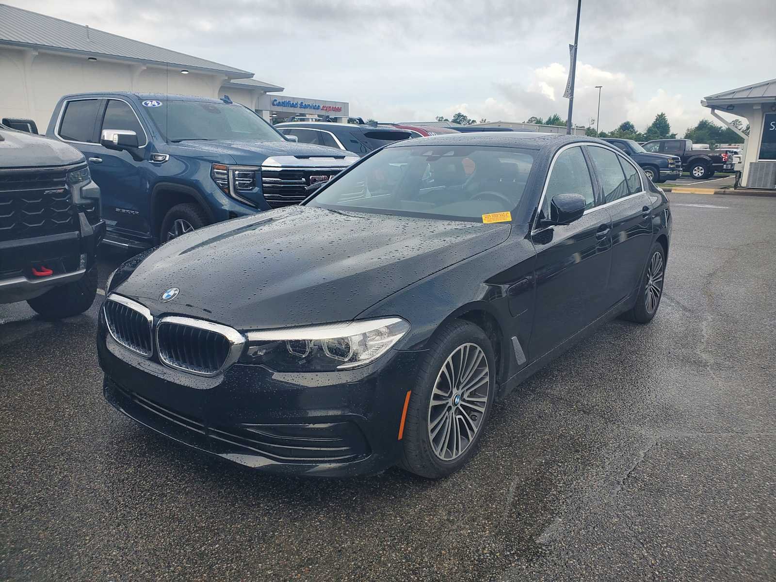 2020 BMW 5 Series 530e iPerformance Sedan's photo
