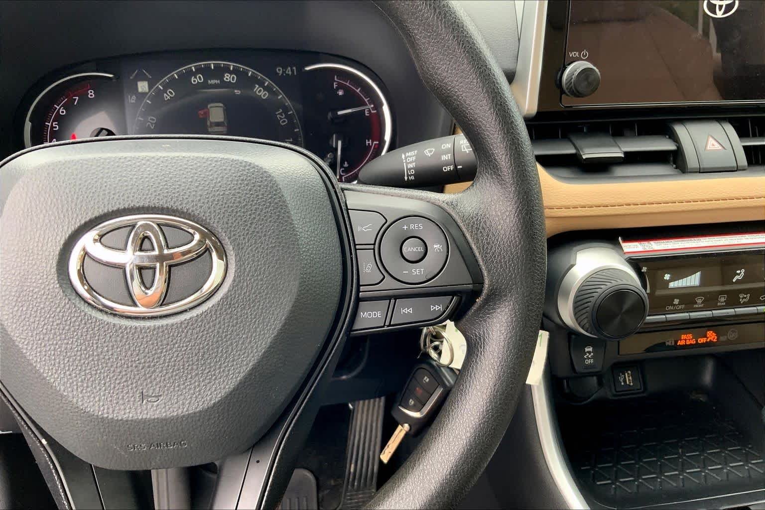 Used 2025 Midnight Black Metallic Toyota LE image 22