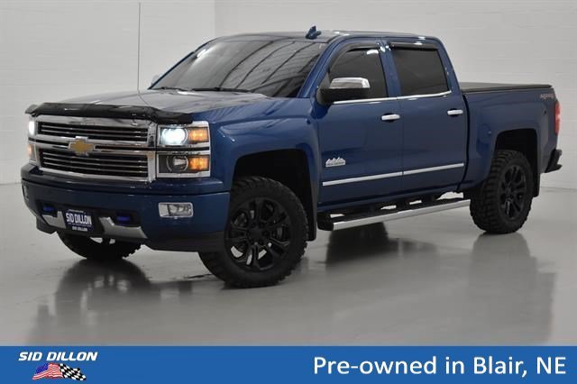 Used 2015 Deep Ocean Blue Metallic Chevrolet High Country image 1