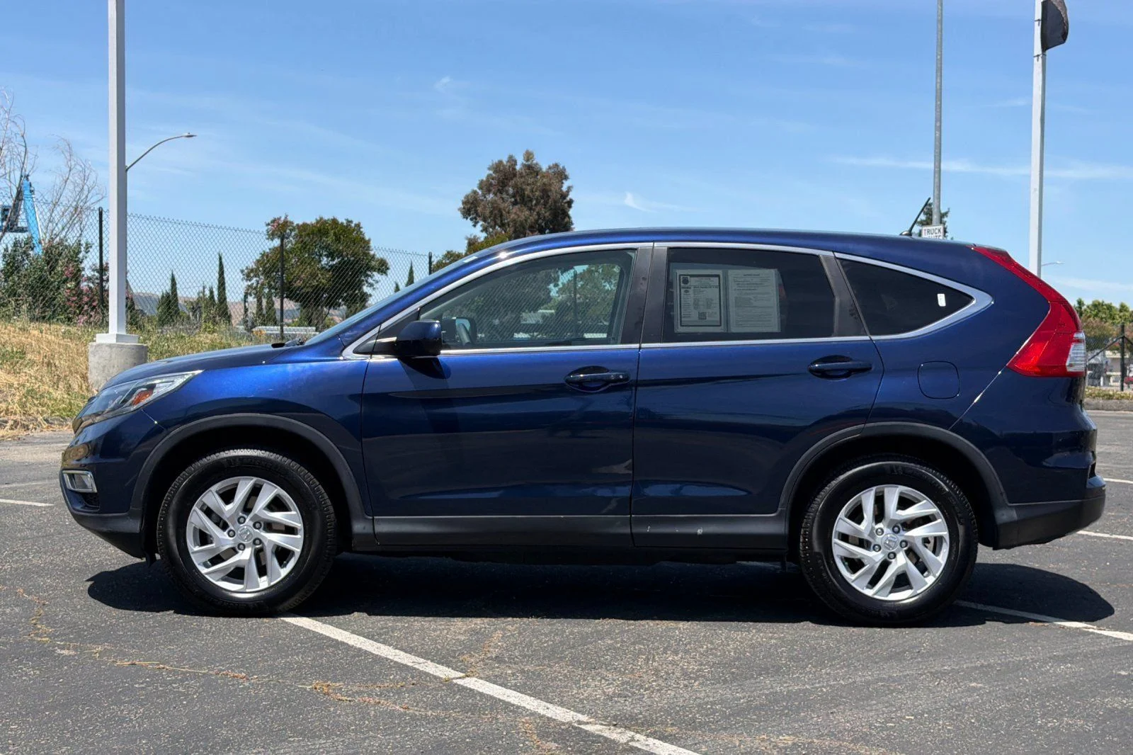 Used 2016  Honda EX image 4