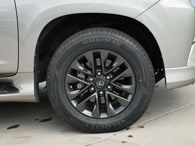 Used 2020 Silver Lexus 460 image 6