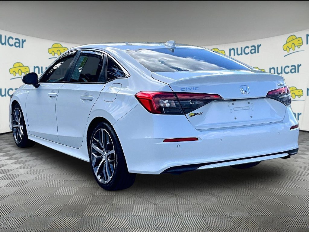 Used 2022 White Honda Touring image 4