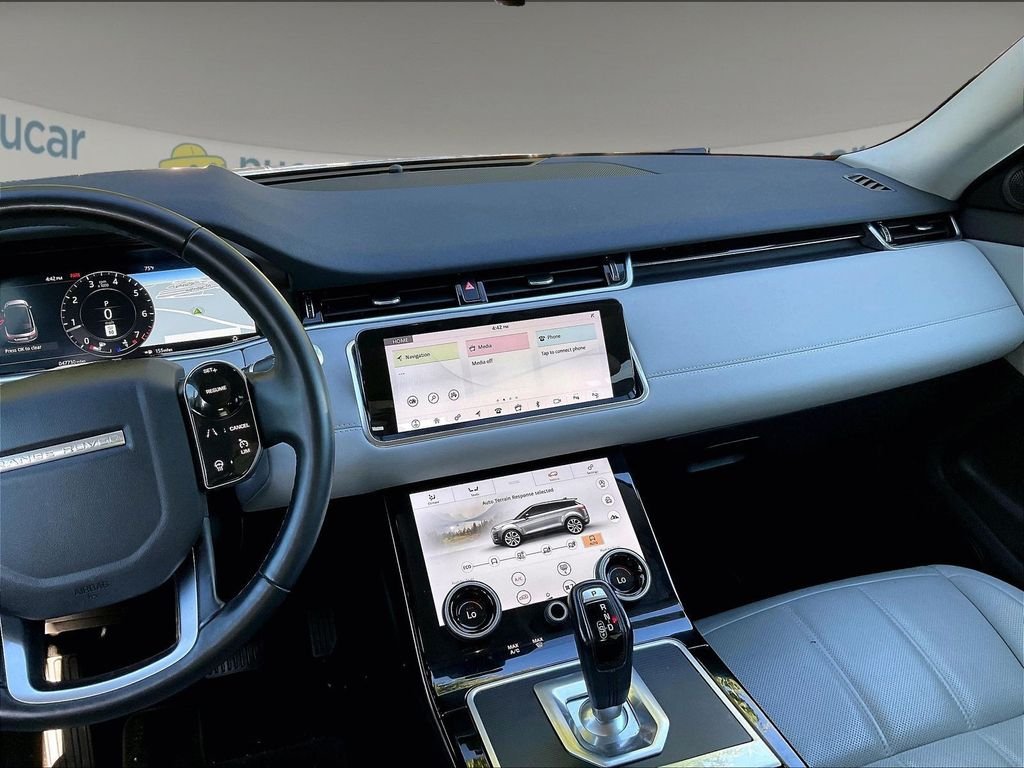 Used 2020 White Land Rover SE image 18