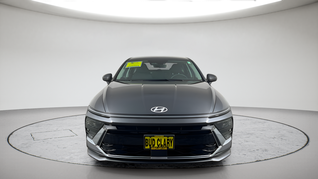 Used 2025 Portofino Gray Hyundai SE image 8
