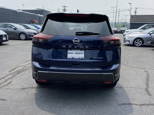 2024 Nissan Rogue SV - Photo 6