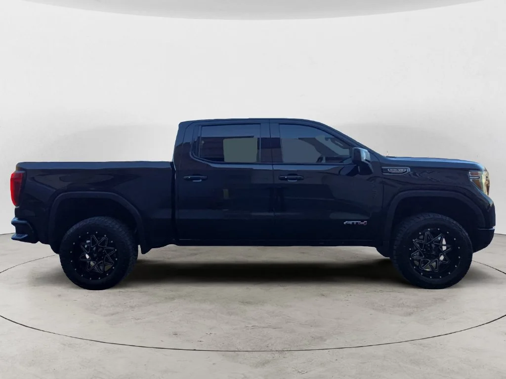 Used 2021 ONYX BLACK GMC AT4 image 7