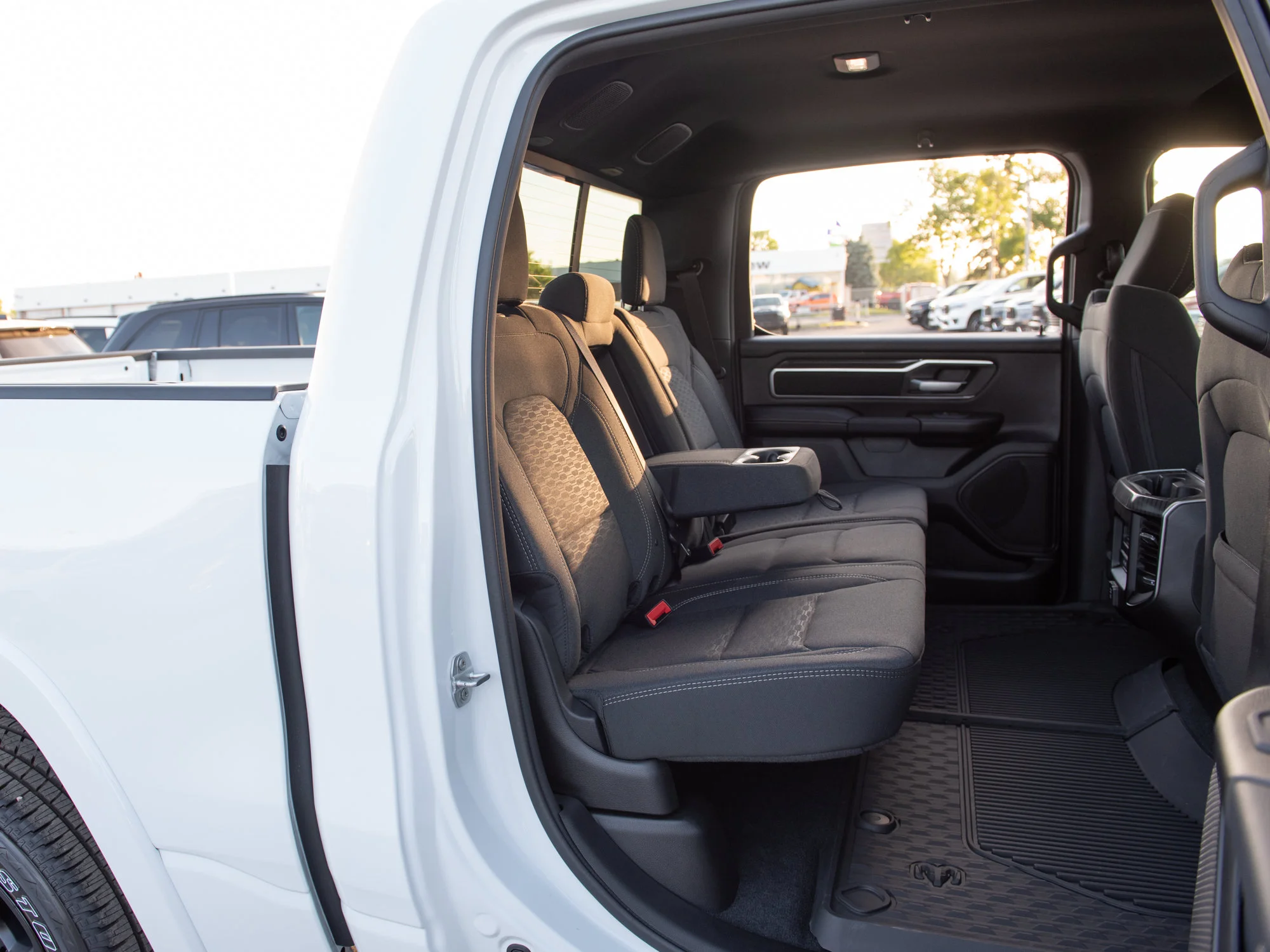 New 2026 White RAM Big Horn Night* Crew Cab 4x4, Heated Seats/Wheel, 3.92 Rear Axle Ratio image 25
