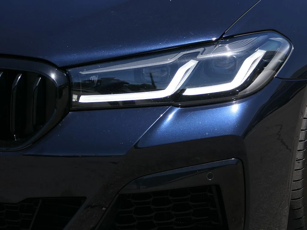 Used 2023 Carbon Black Metallic BMW M550i xDrive image 9