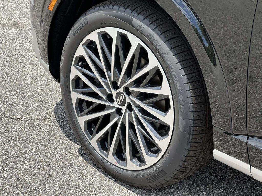 New 2026 Black Hyundai Calligraphy AWD image 12