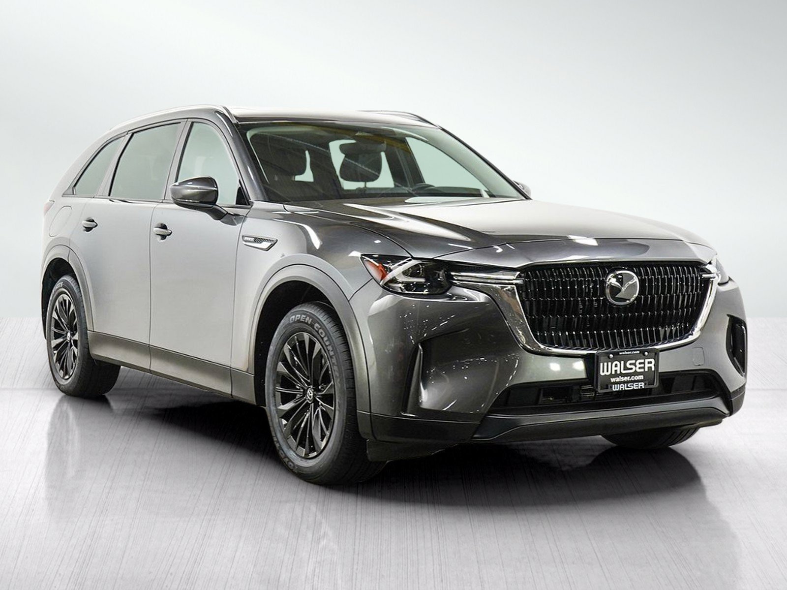 Used 2024  Mazda Preferred image 7