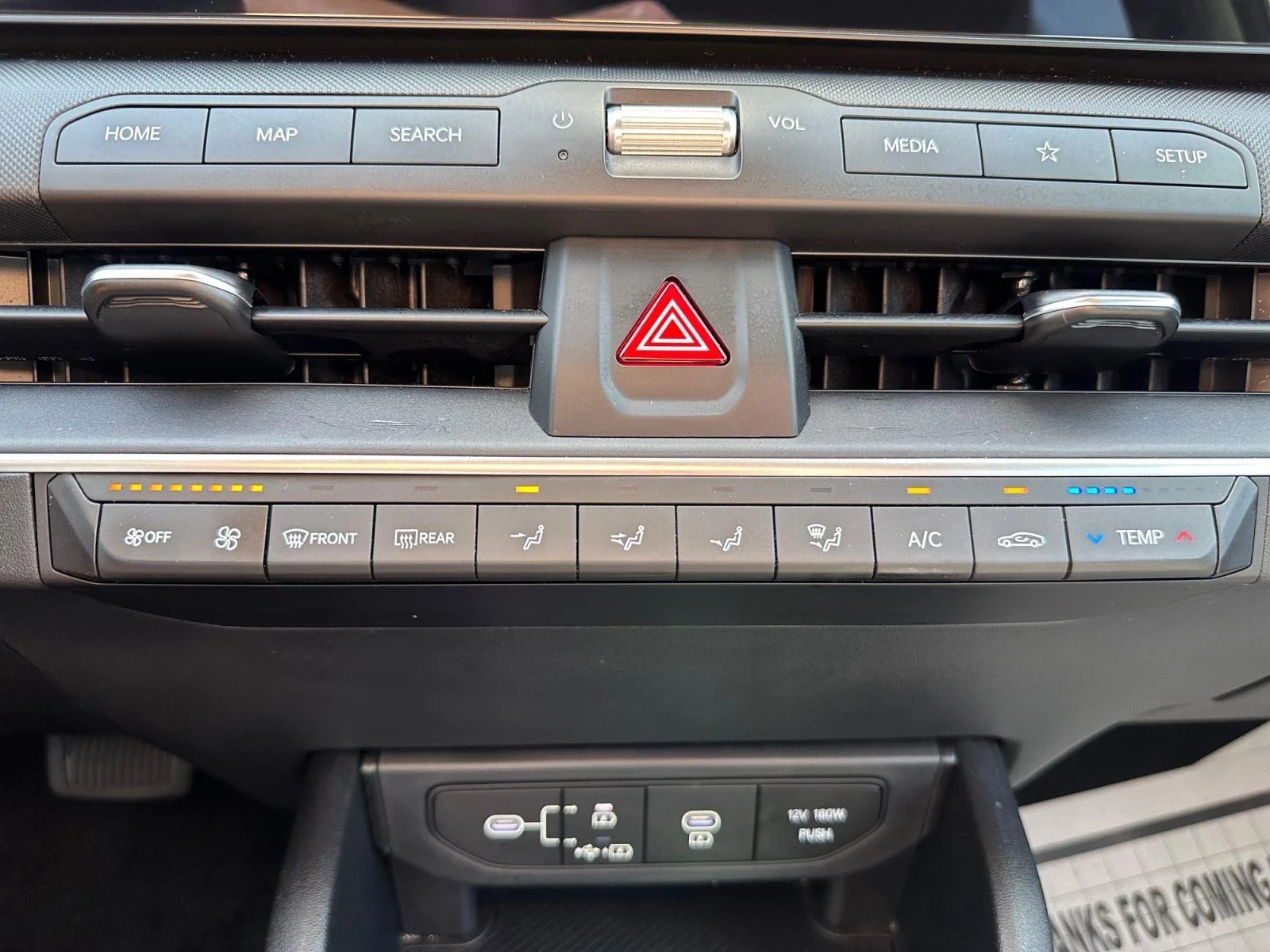 2025 Kia K4 LXS - Photo 21