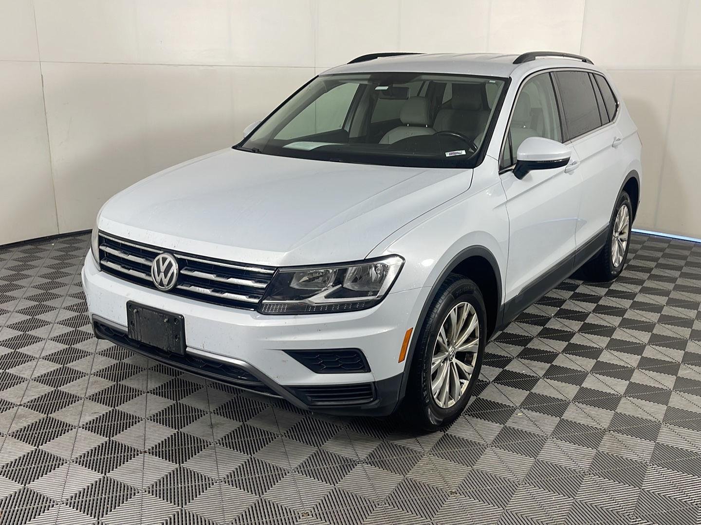Used 2018 Volkswagen Tiguan SE with VIN 3VV2B7AXXJM067356 for sale in Salida, CO
