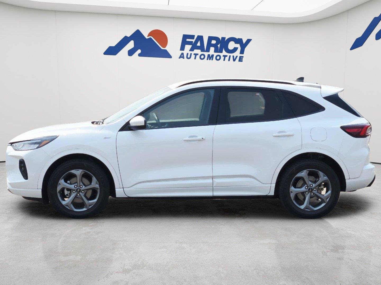 Used 2023 Oxford White Ford ST-Line Select image 8