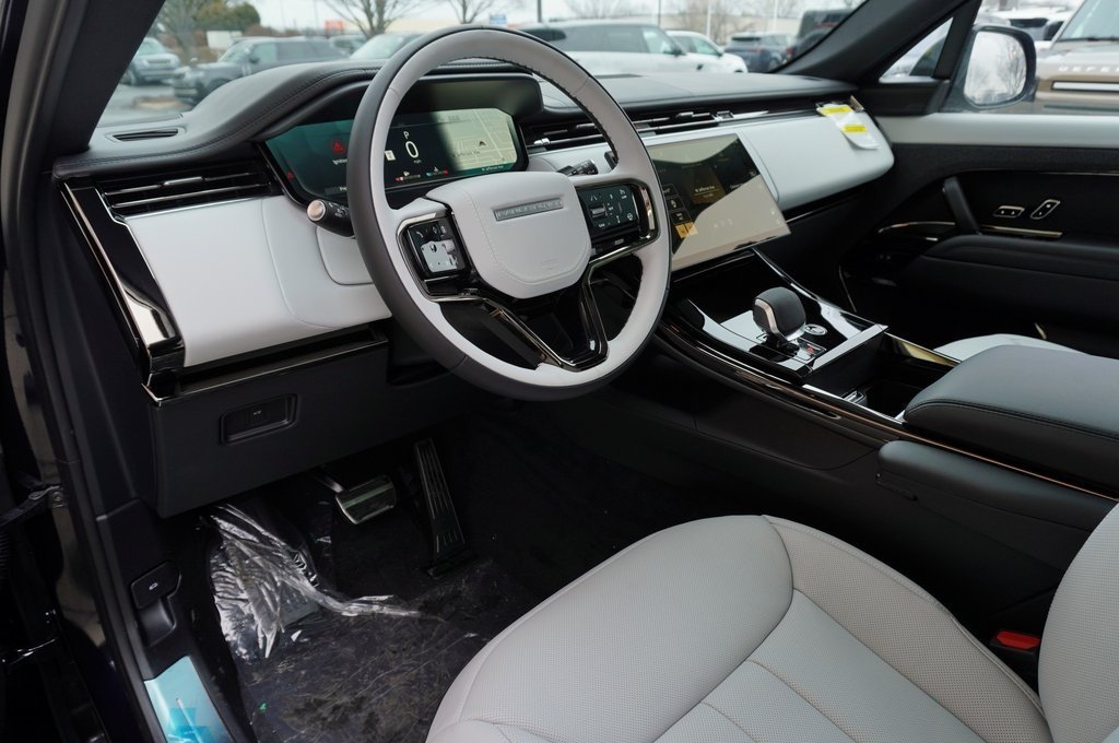 2026 LAND ROVER RANGE ROVER SPORT - Image 12