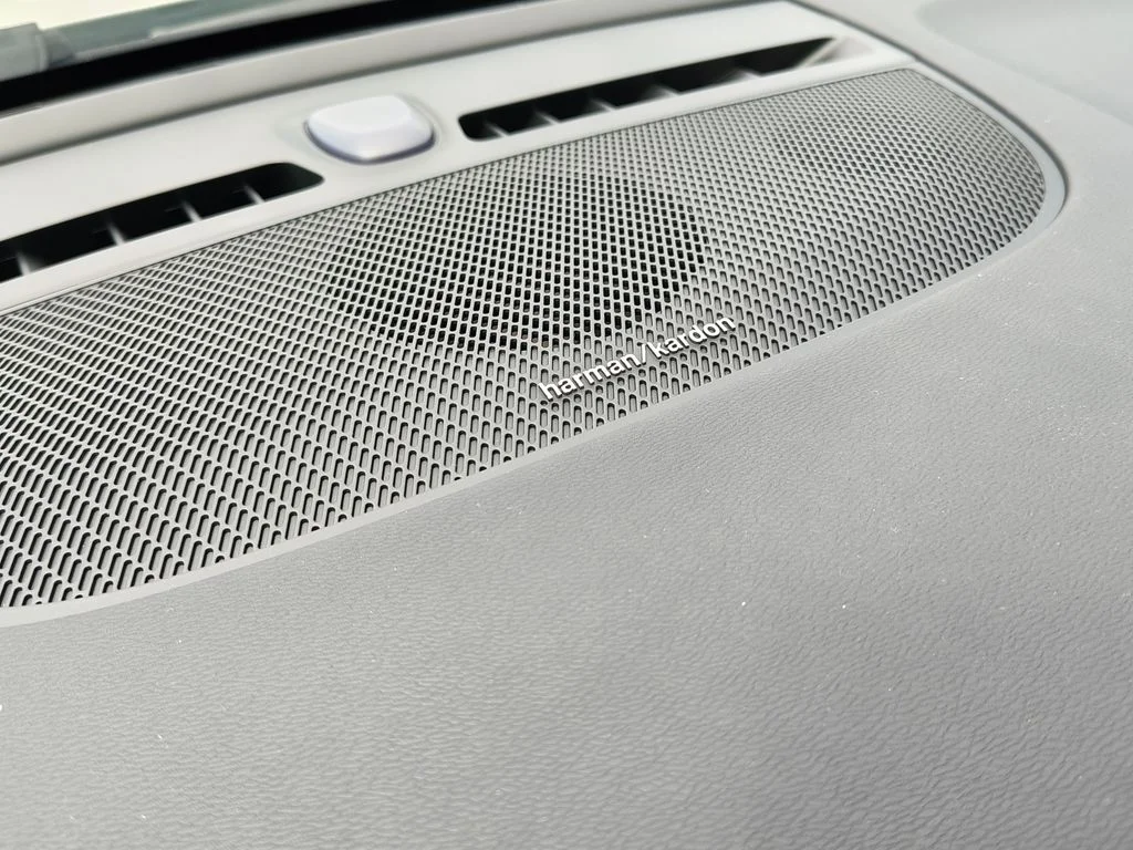 New 2026 Crystal White Volvo Ultra image 19