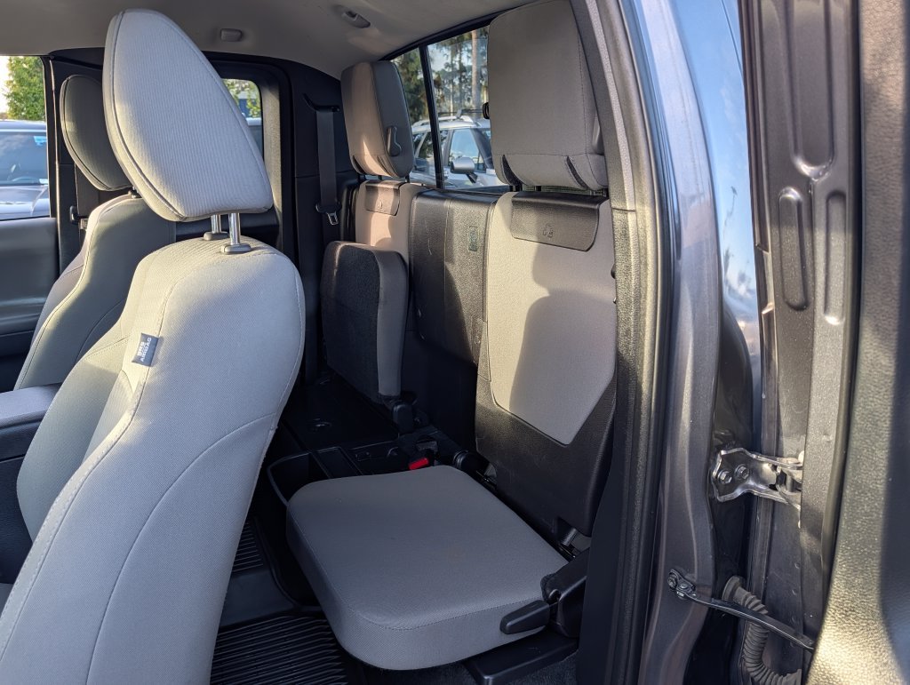 Used 2020 Gray Toyota SR5 image 11