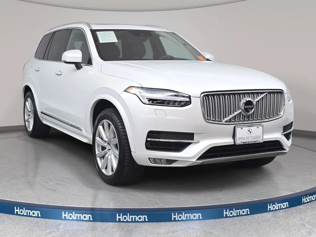 Used 2016 Crystal White Pearl Volvo T6 Inscription image 3