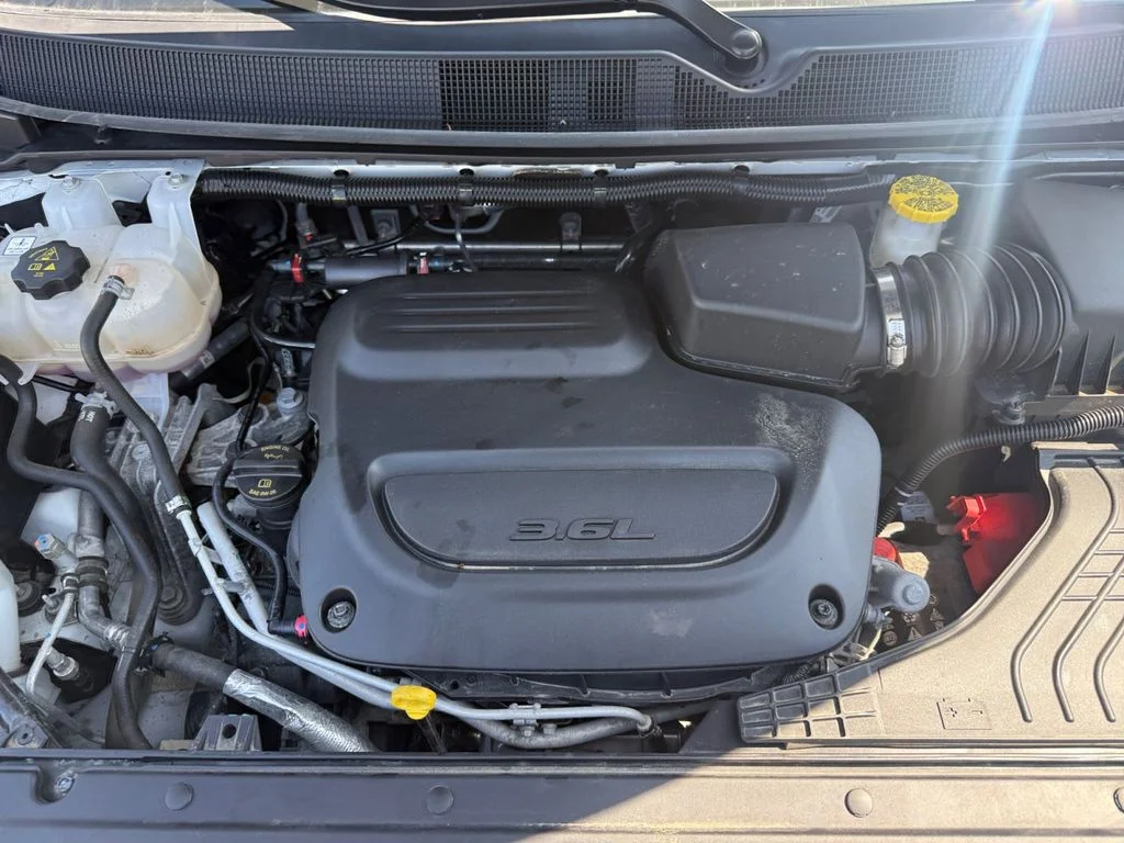 Used 2024 White Chrysler Touring L image 13