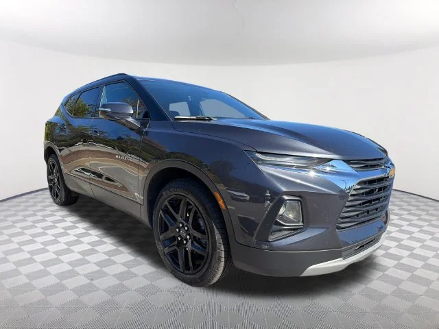 Used 2022 IRON GRAY METALLIC Chevrolet LT image 3