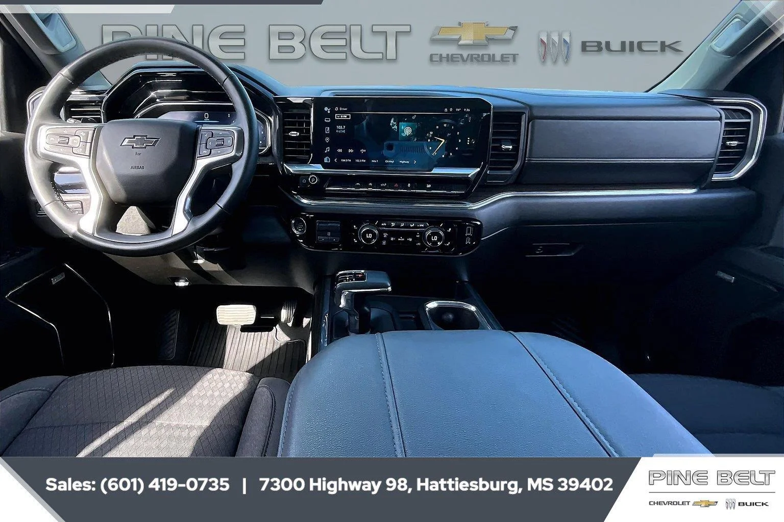 Used 2024 Summit White Chevrolet RST image 14